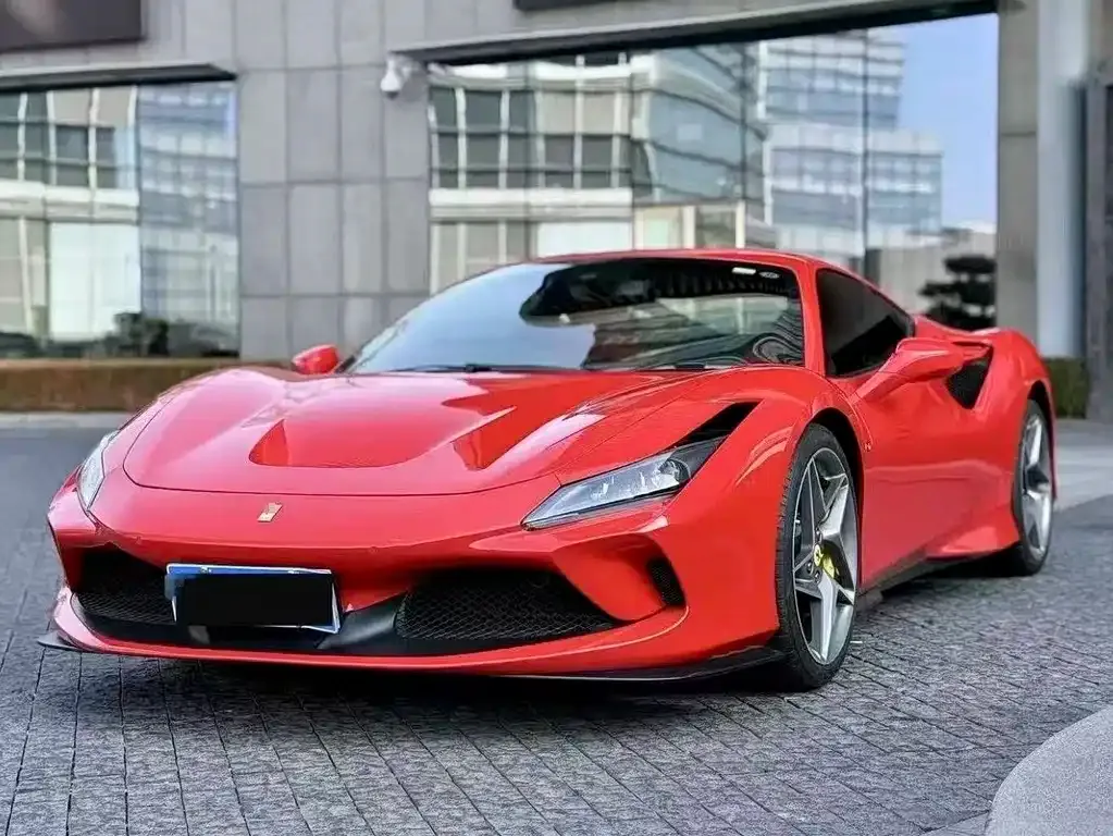 Ferrari F8 — фото 1