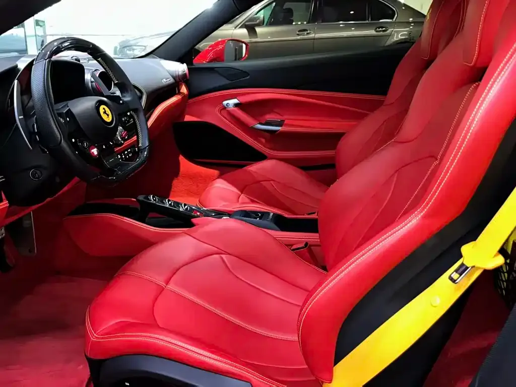 Ferrari F8 — фото 5