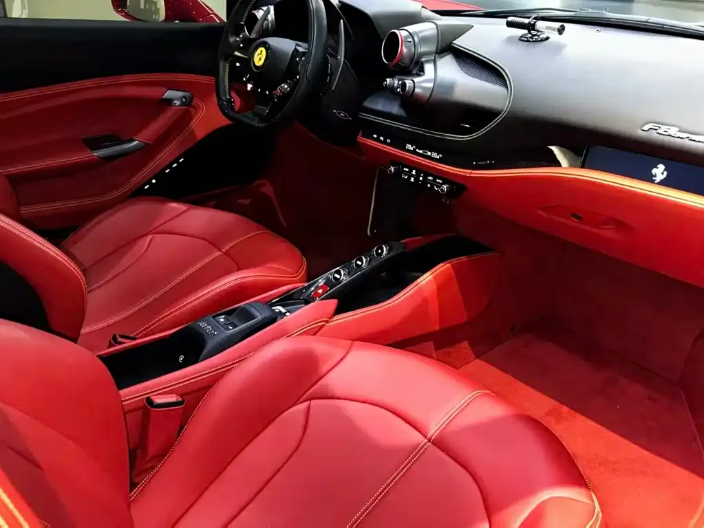 Ferrari F8 — фото 4