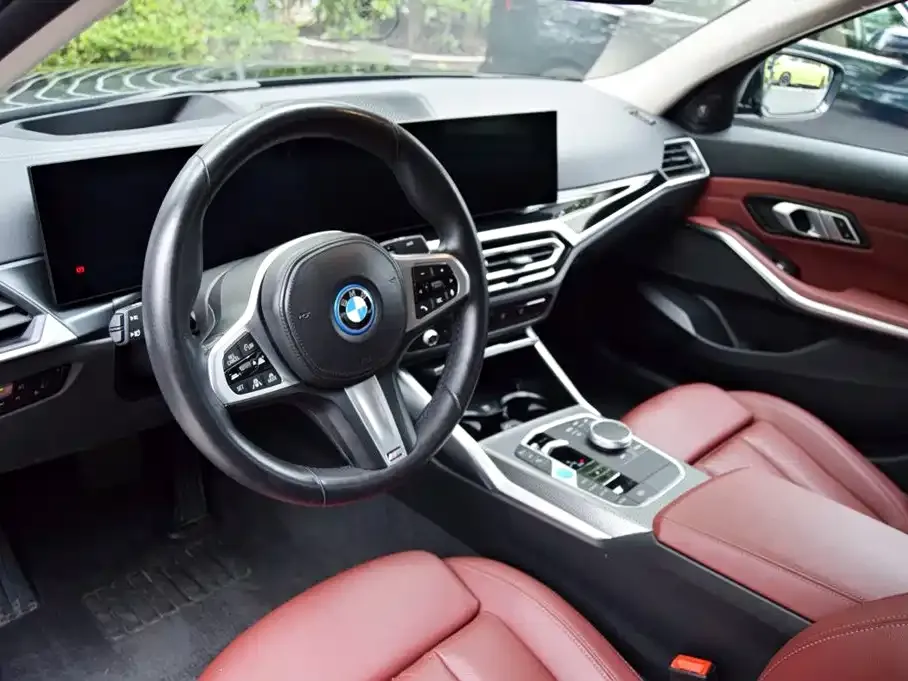 BMW i3 — фото 8