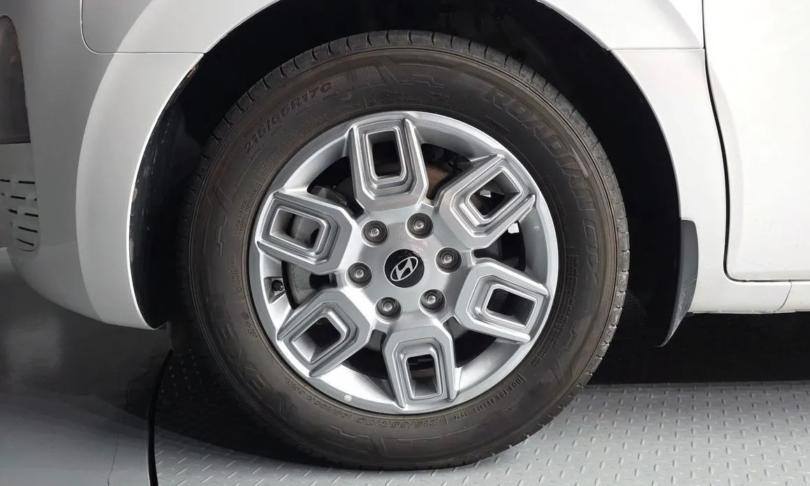 Hyundai Staria — фото 6