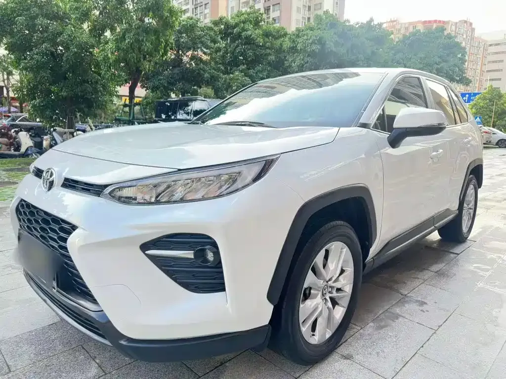 Toyota Wildlander — фото 1