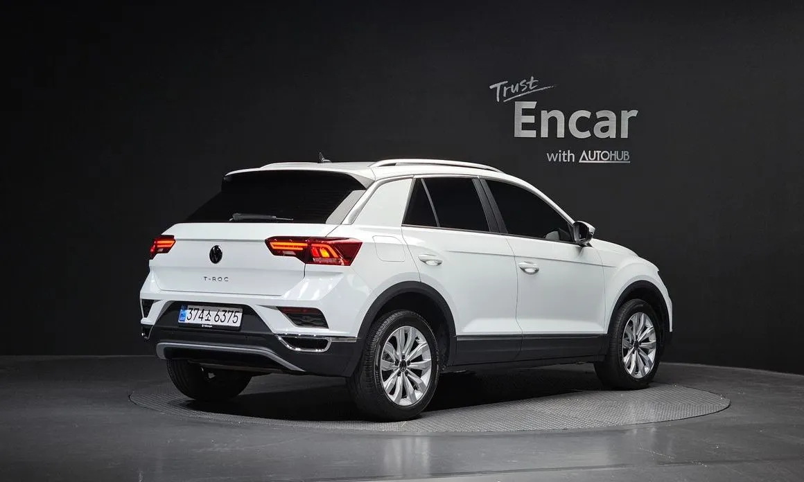 Volkswagen T-Roc — фото 3