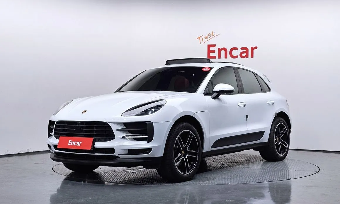 Porsche Macan — фото 1