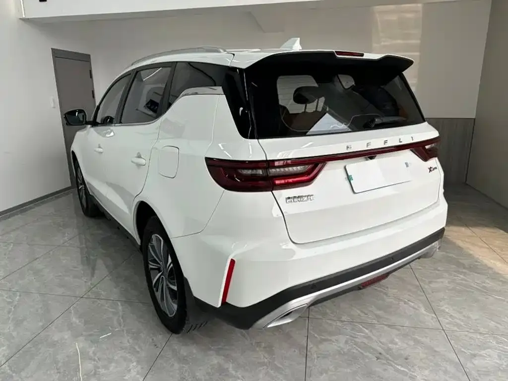 Geely Vision X6 — фото 9