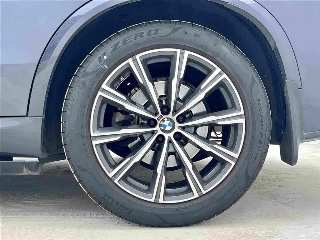 BMW X5 (Import) — фото 5