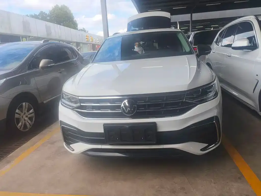 Volkswagen Tiguan X — фото 4