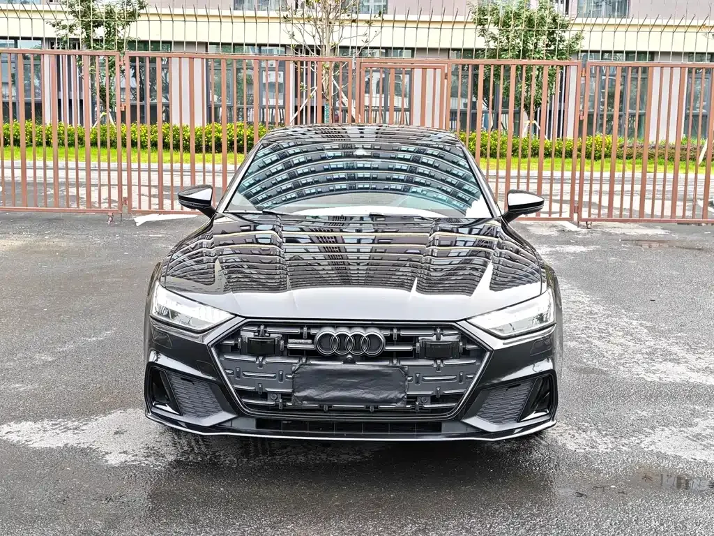 Audi A7L — фото 9