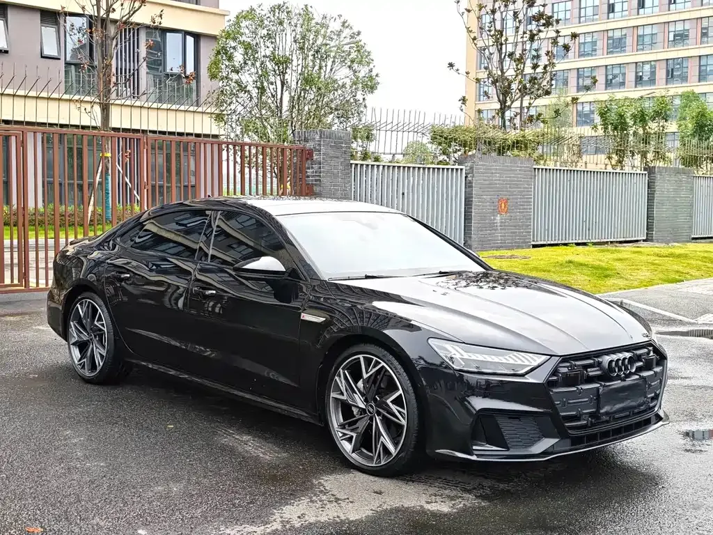 Audi A7L — фото 5