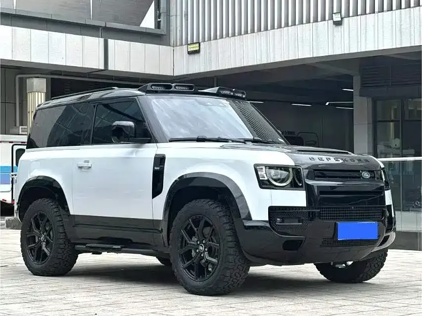 Land Rover Defender — фото 6