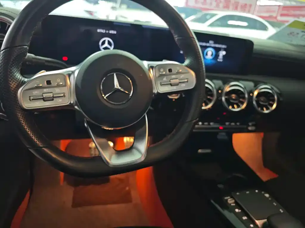 Mercedes-Benz CLA (Import) — фото 9
