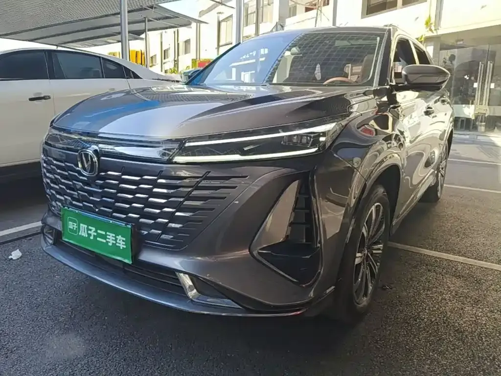 Changan CS75PLUS — фото 1