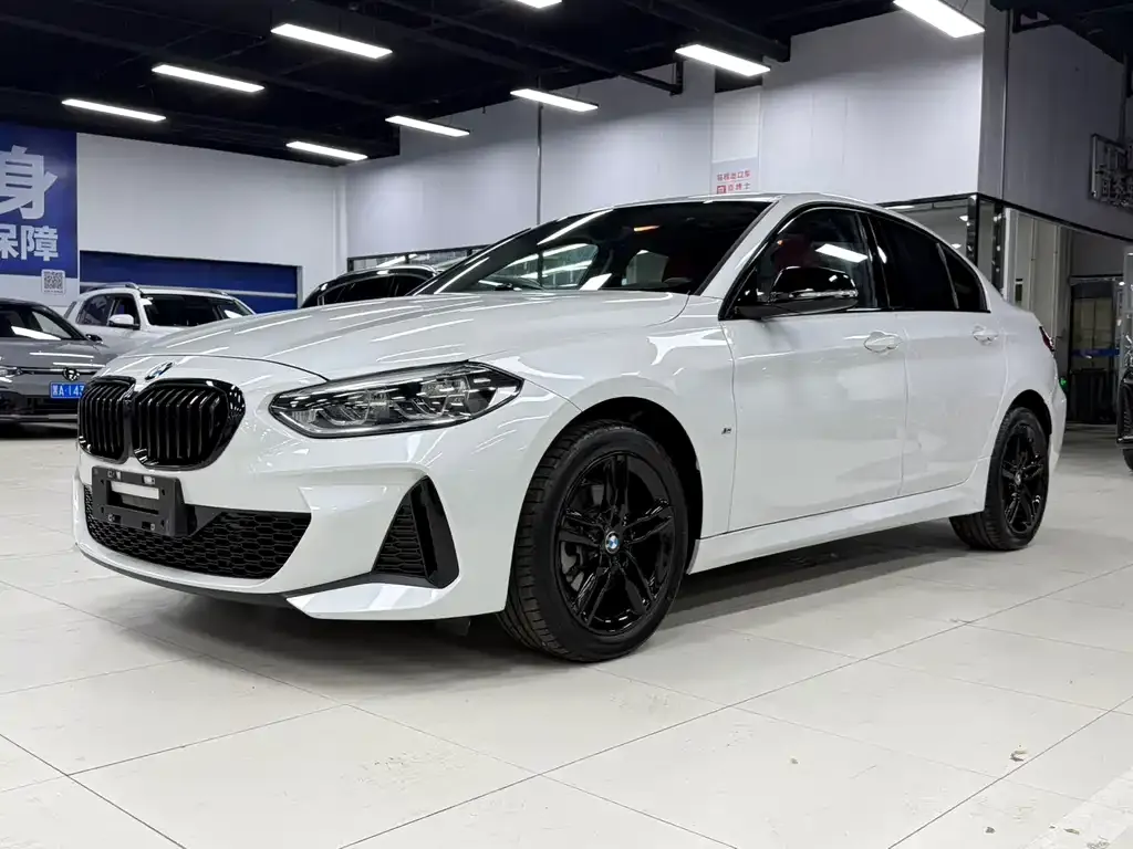 BMW 1 Series — фото 1