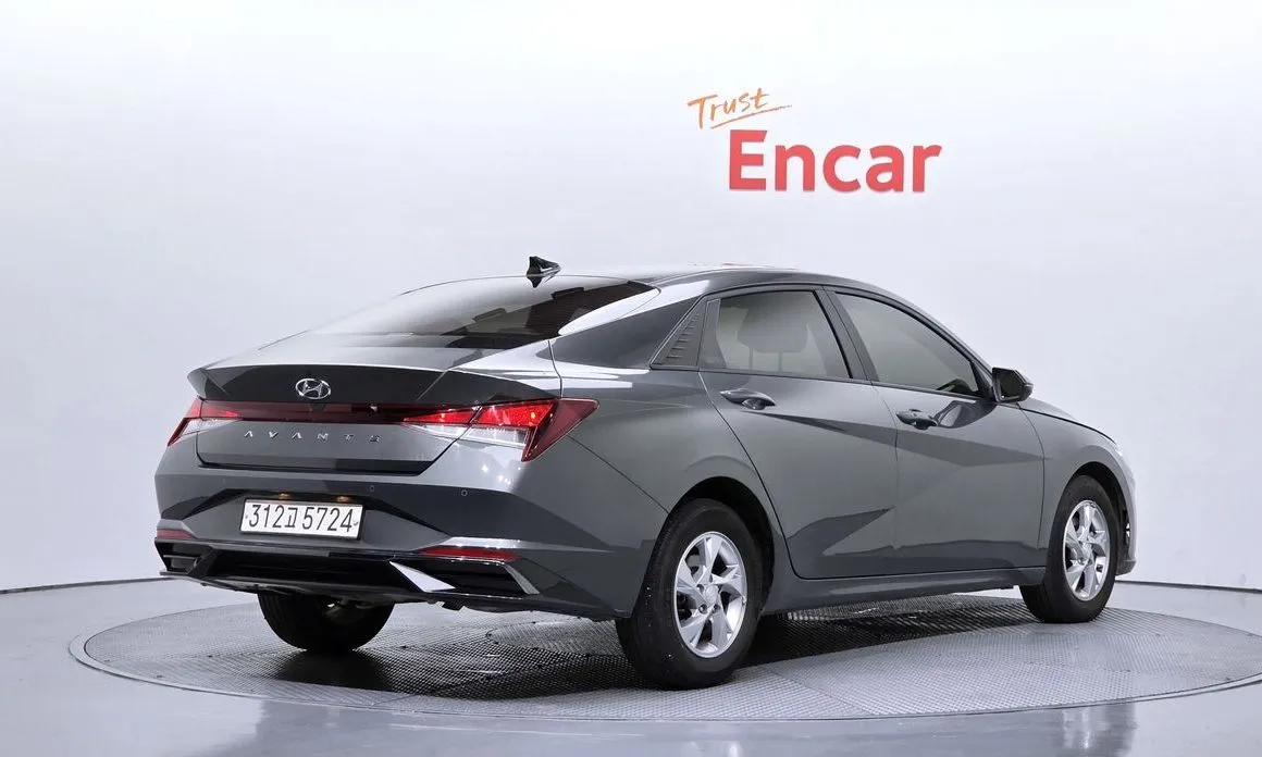 Hyundai AVANTE — фото 2