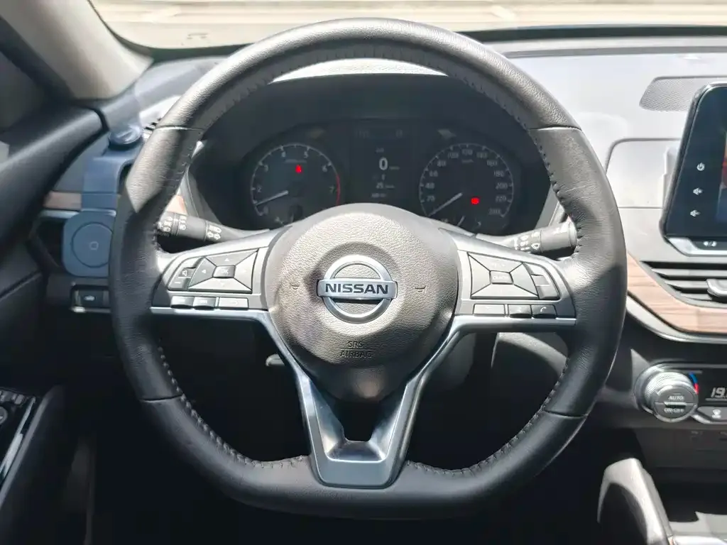 Nissan Teana — фото 2
