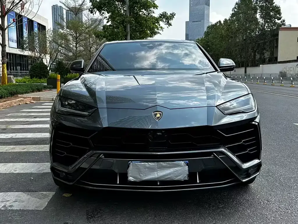Lamborghini Urus — фото 9