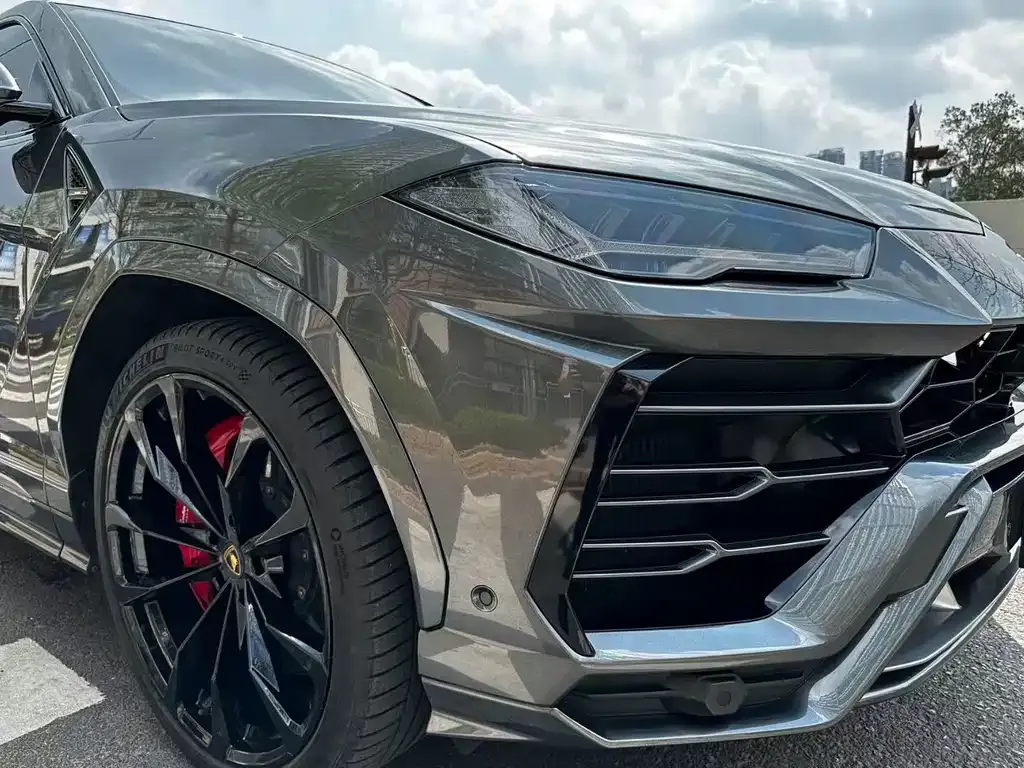 Lamborghini Urus — фото 2