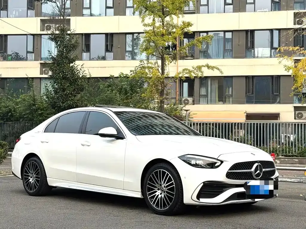 Mercedes-Benz C-Class — фото 10