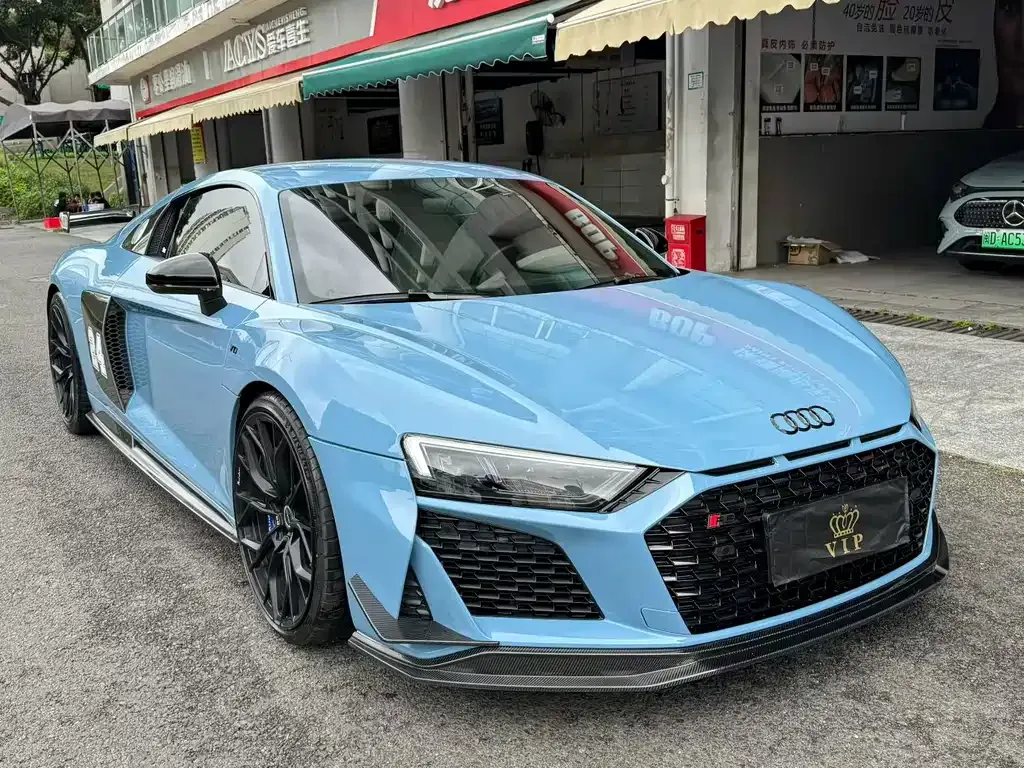 Audi R8 — фото 5