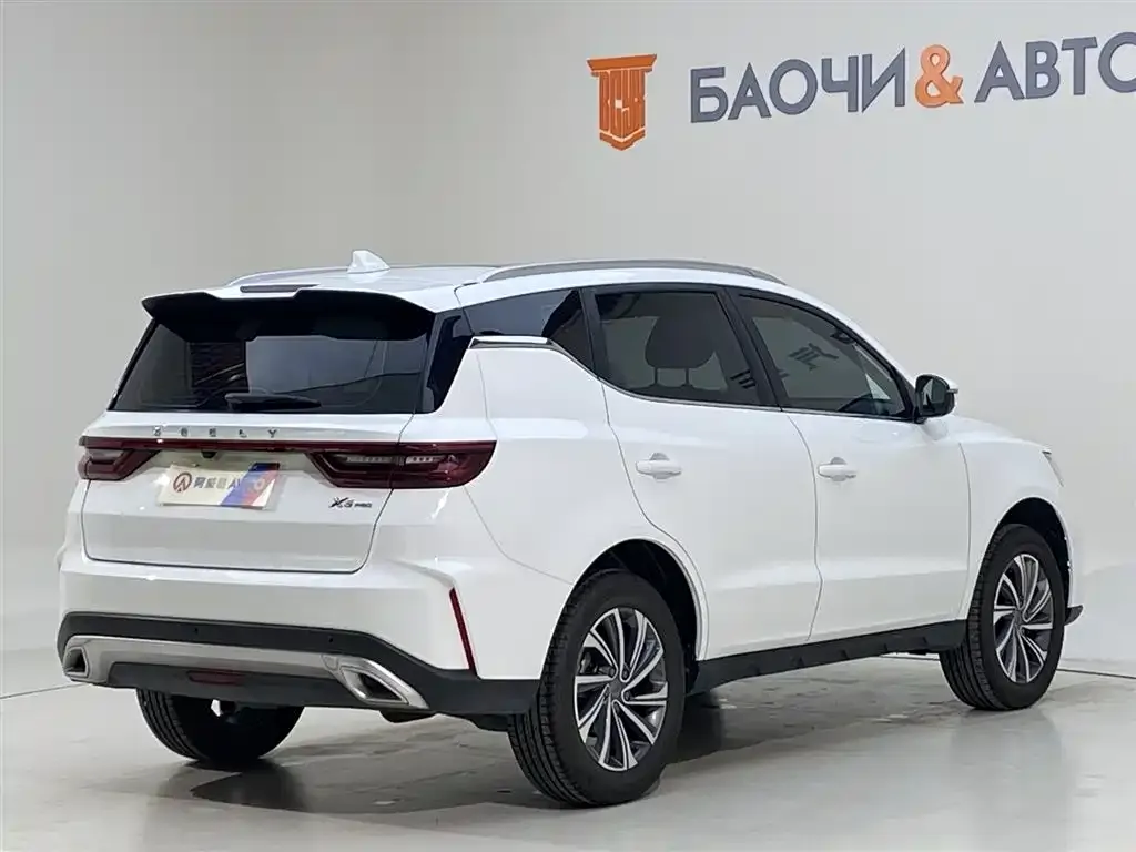 Geely Vision X6 — фото 9