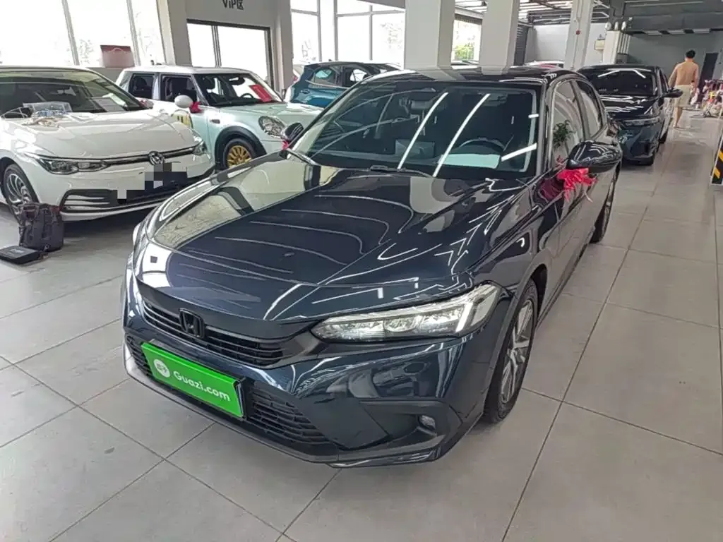 Honda Civic — фото 1