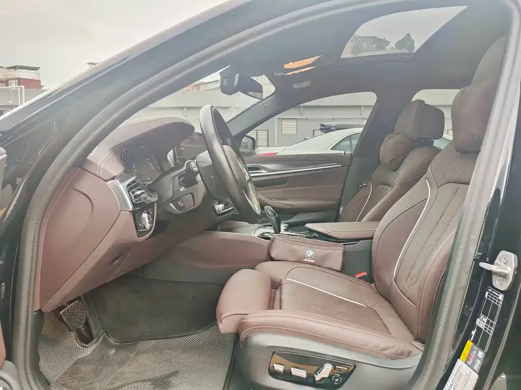 BMW 5 Series New Energy — фото 8