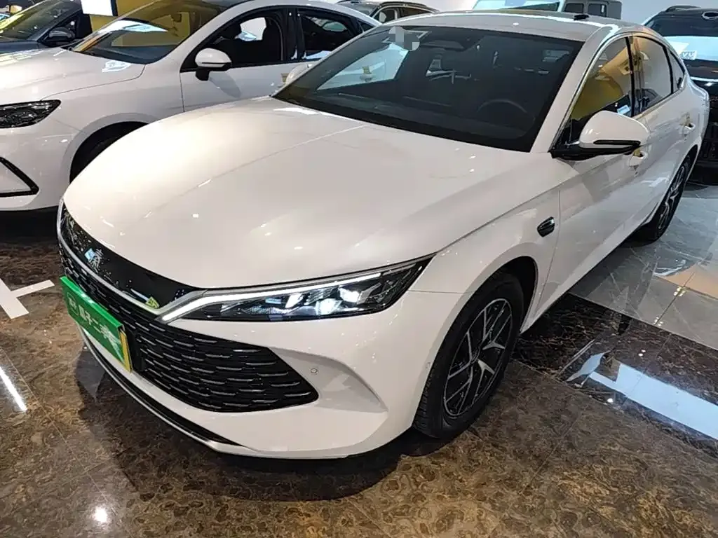 BYD Qin L — фото 9