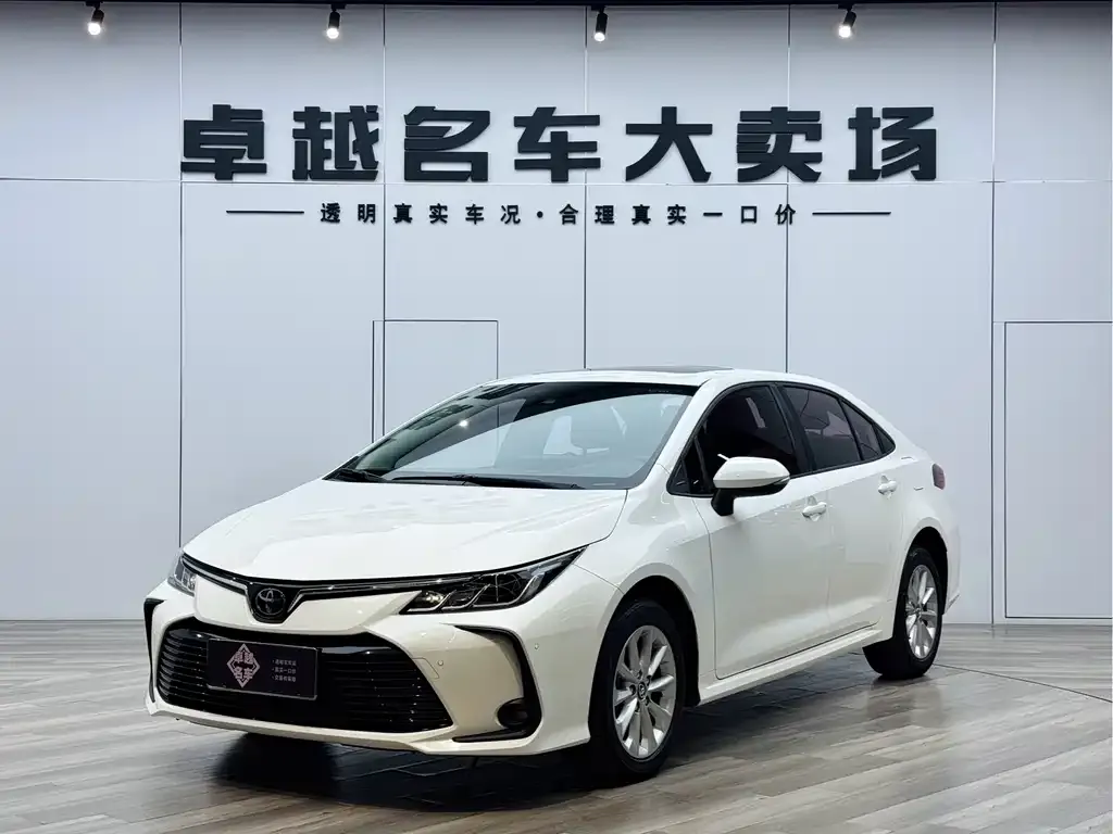 Toyota Corolla — фото 1