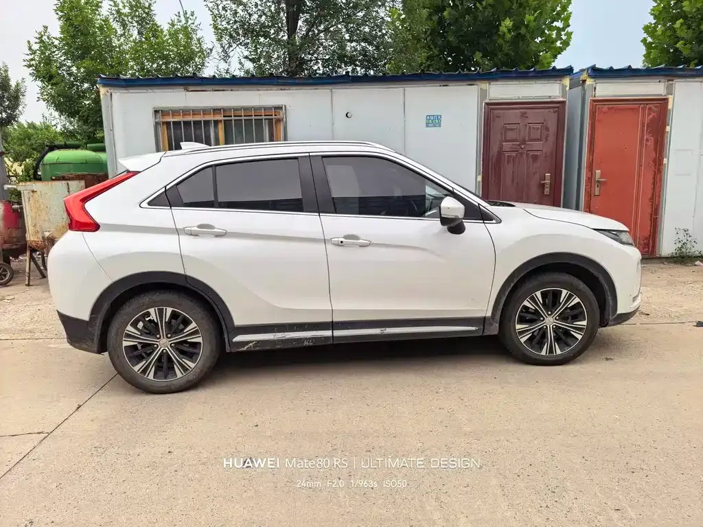 Mitsubishi Eclipse Cross — фото 4