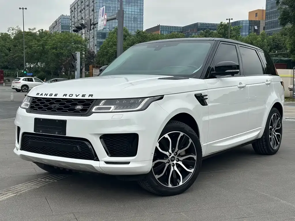 Land Rover Sport — фото 1