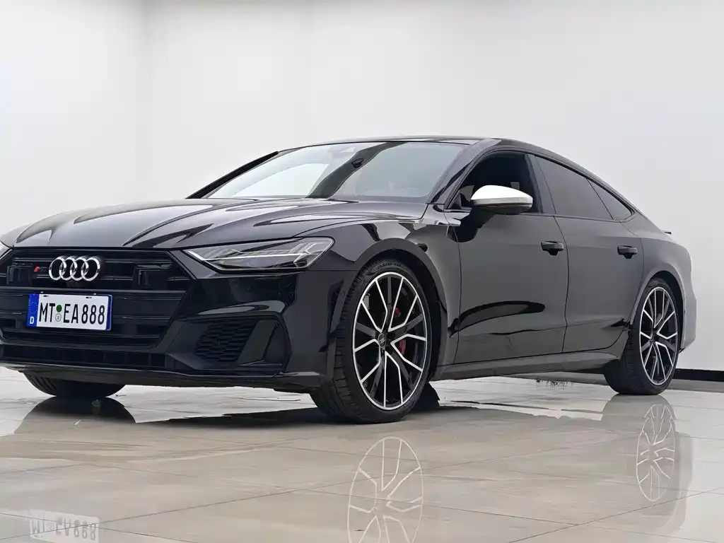 Audi S7 — фото 1