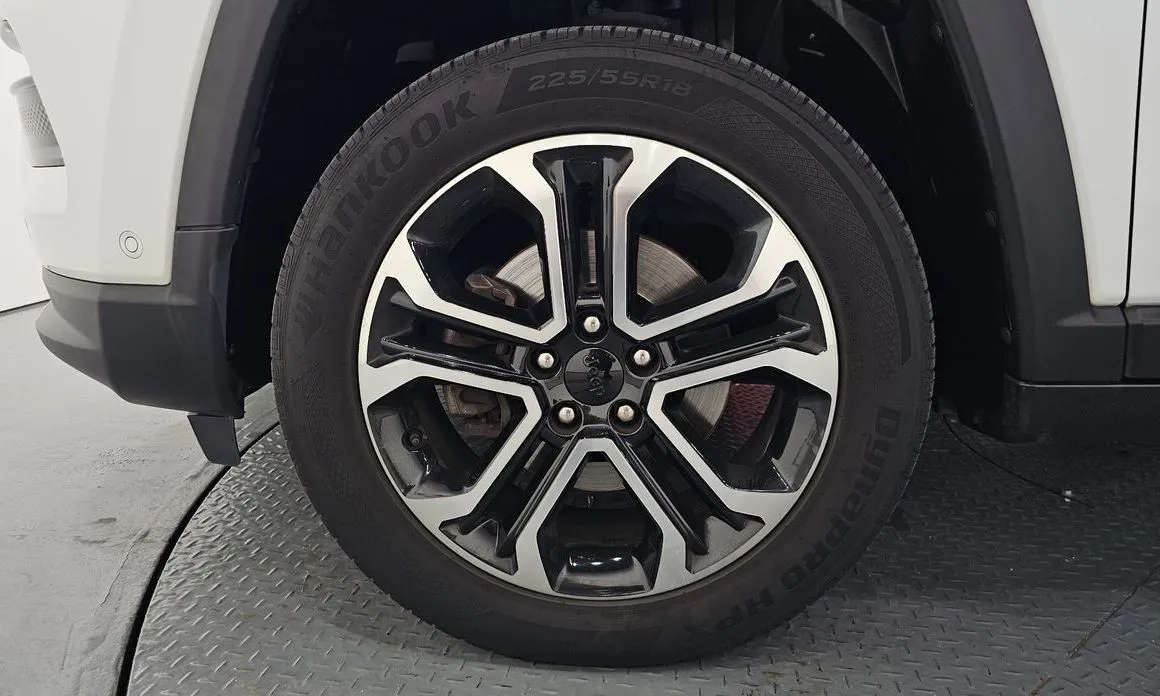 Jeep Compass — фото 9