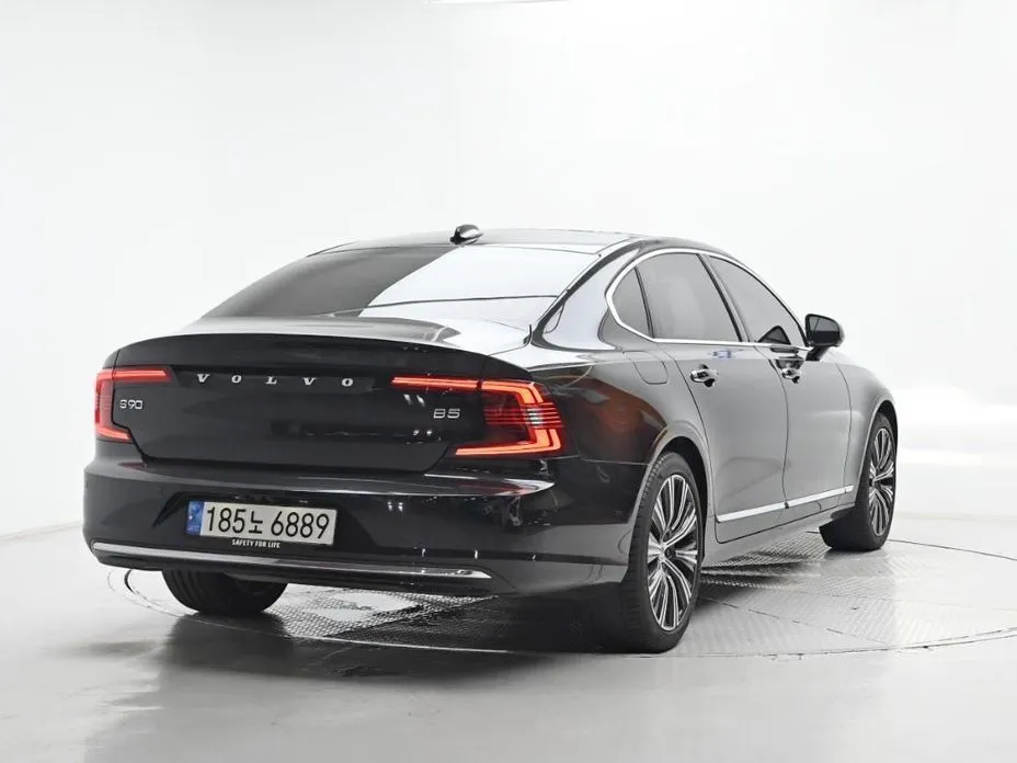 Volvo S90 — фото 3