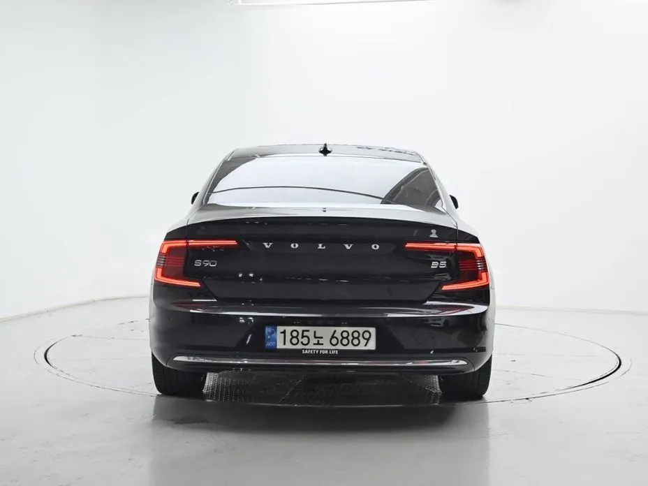Volvo S90 — фото 5