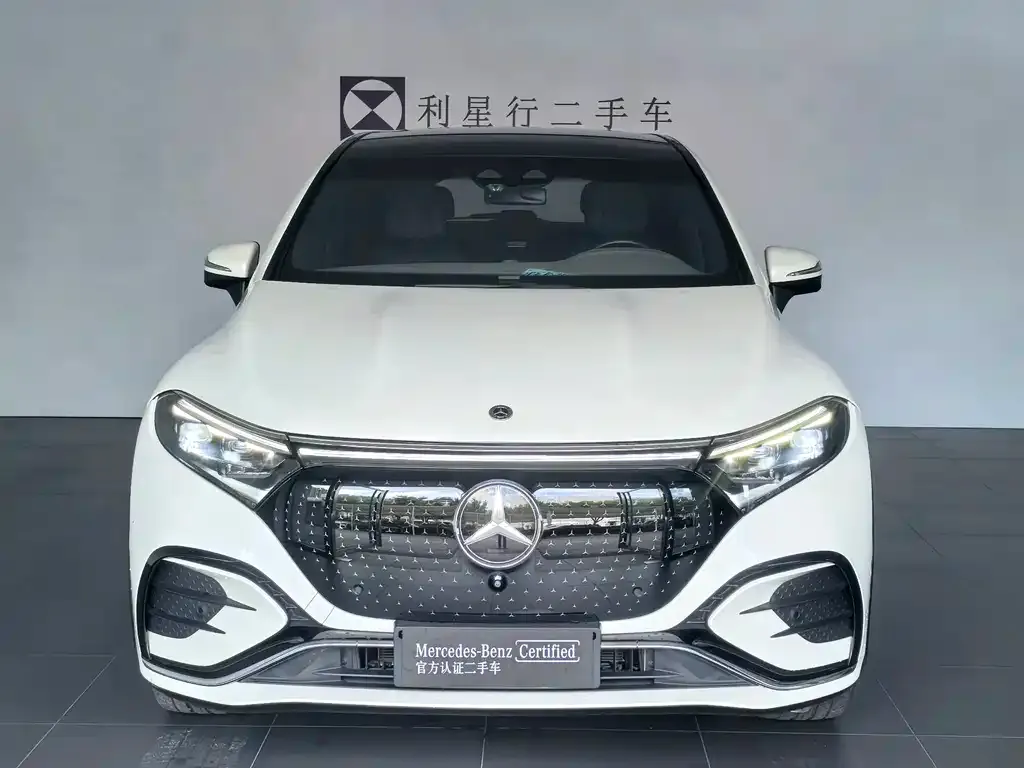Mercedes-Benz EQS SUV — фото 4