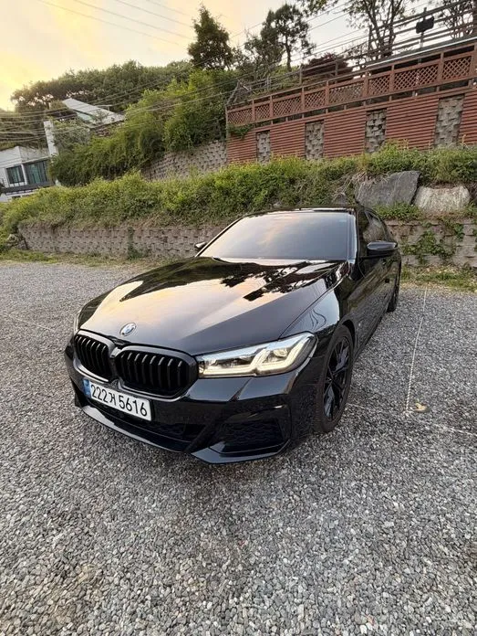 BMW 5-Series — фото 1