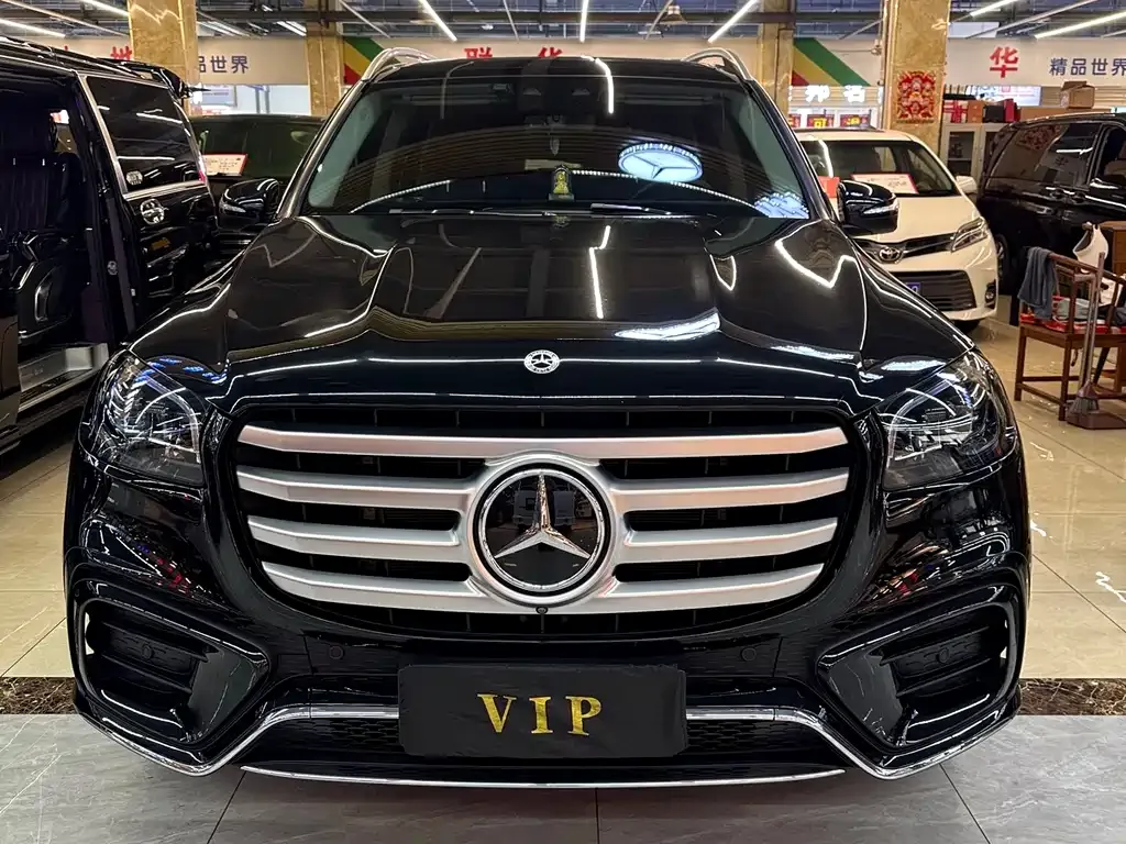 Mercedes-Benz GLS — фото 1