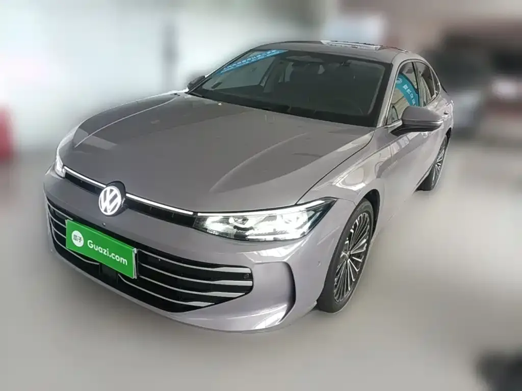 Volkswagen Passat — фото 1