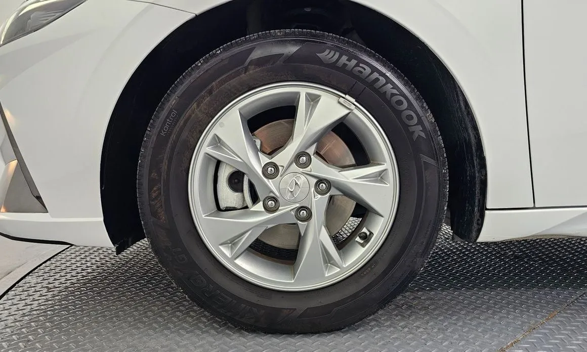 Hyundai AVANTE — фото 6
