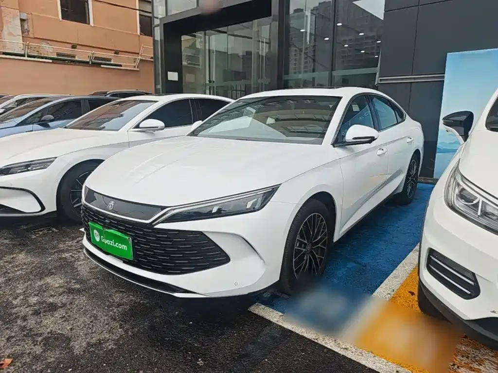 BYD Qin L — фото 6