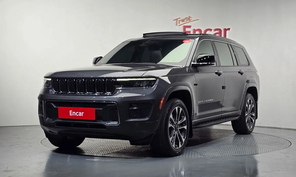 Jeep Cherokee — фото 1
