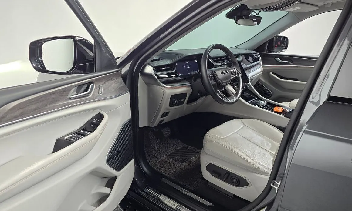Jeep Cherokee — фото 9