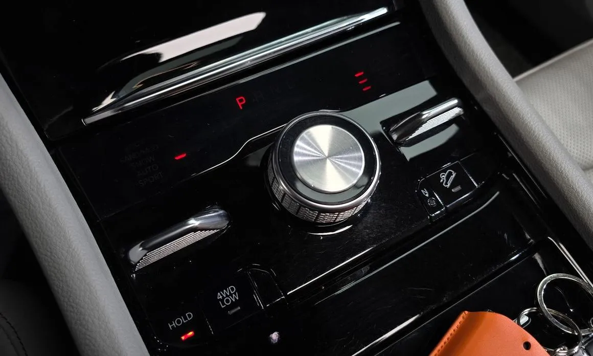 Jeep Cherokee — фото 4