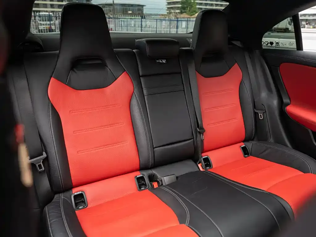 Mercedes-Benz CLA AMG — фото 9