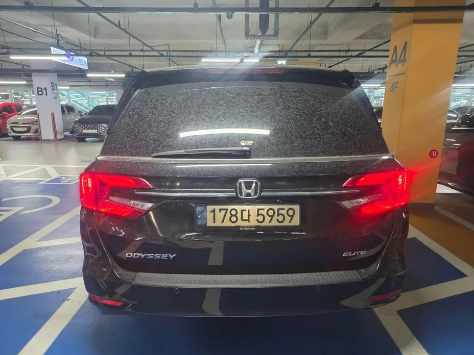 Honda Odyssey — фото 6