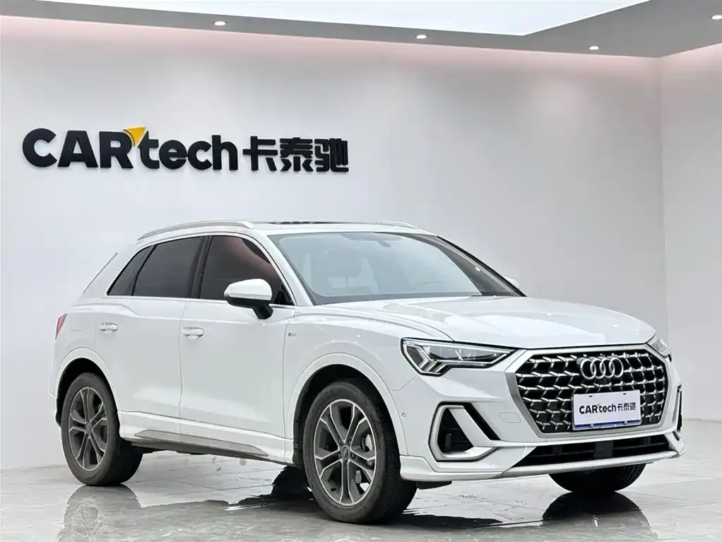 Audi Q3 — фото 10