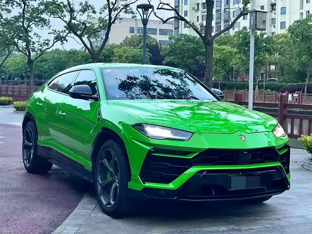 Lamborghini Urus — фото 9