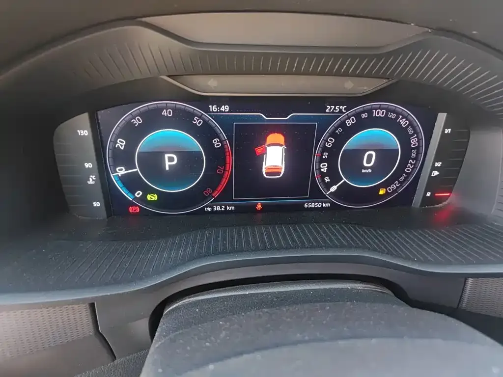 Skoda Kodiaq — фото 10