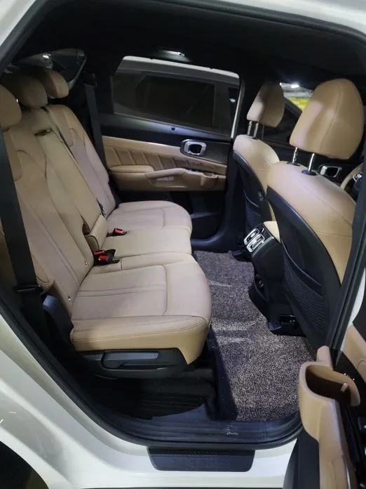 Kia Sorento — фото 6
