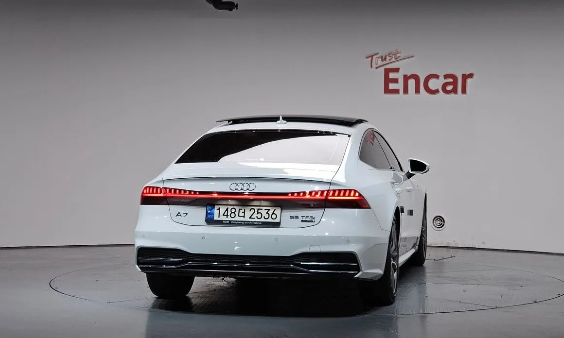 Audi A7 — фото 2